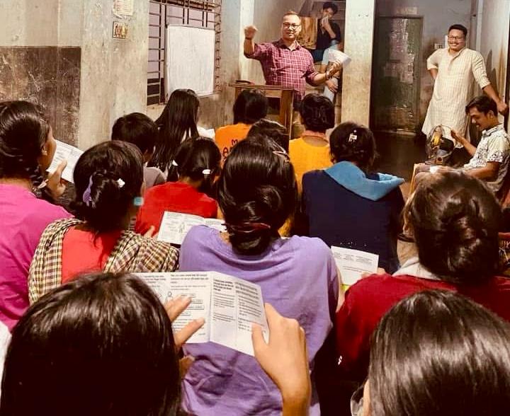Pastor Simon in Bangladesh